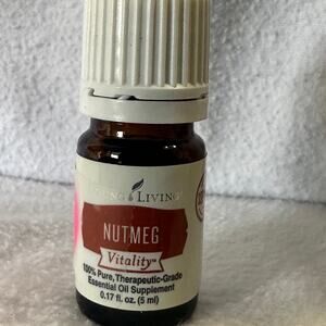 Young Living Essential Oil Nutmeg 5 ML